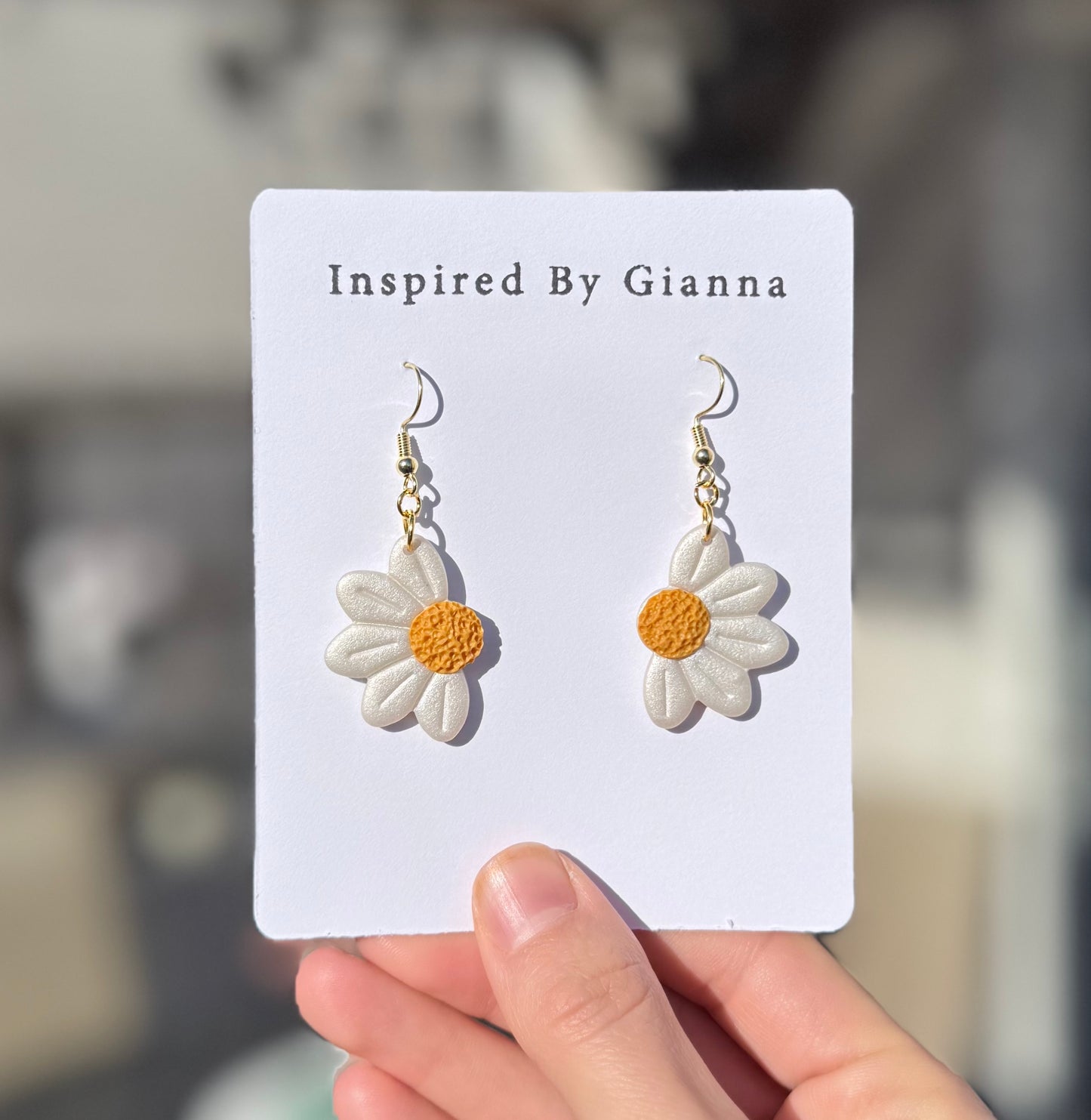 Spring Collection Half Daisy Flower Pearl